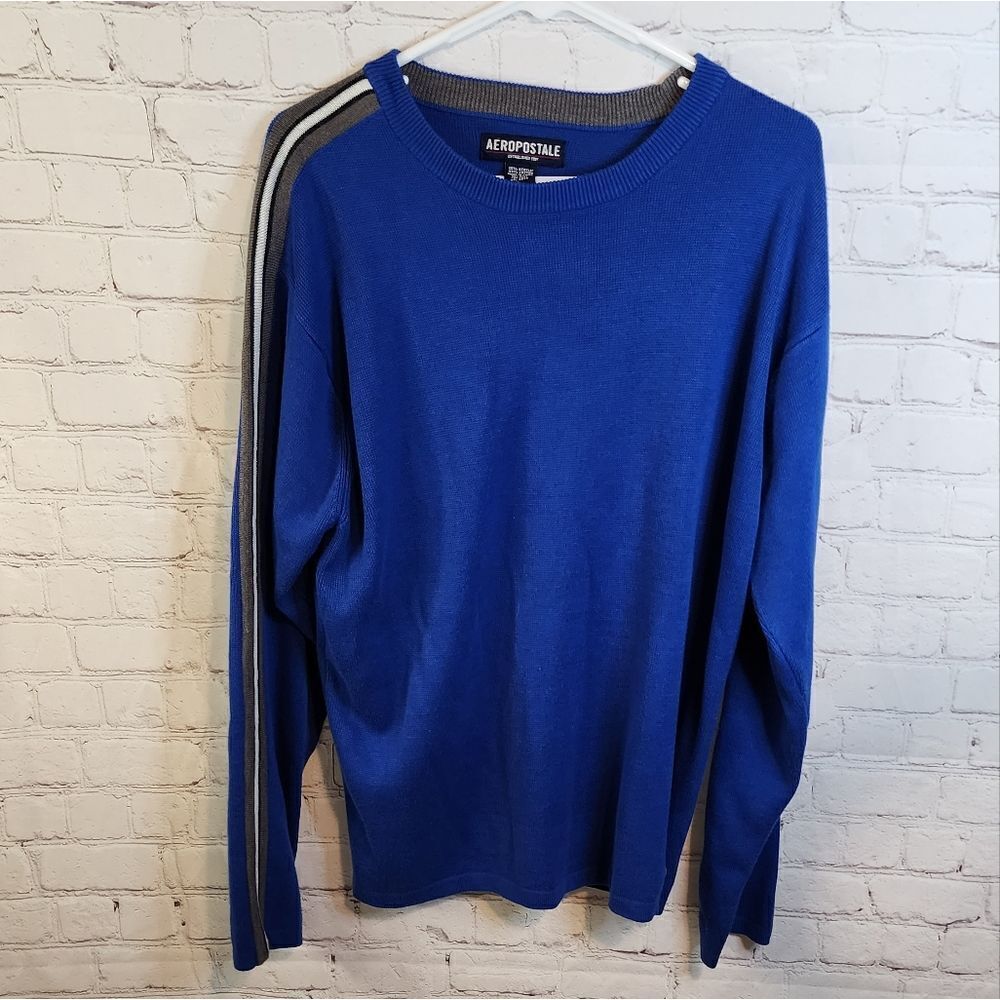 Men's Aeropostale sweater, size Large